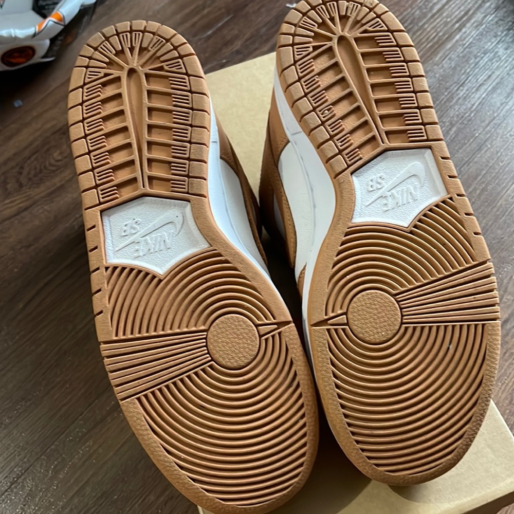 Nike Sb Dunk Low Pro ISO Cognac